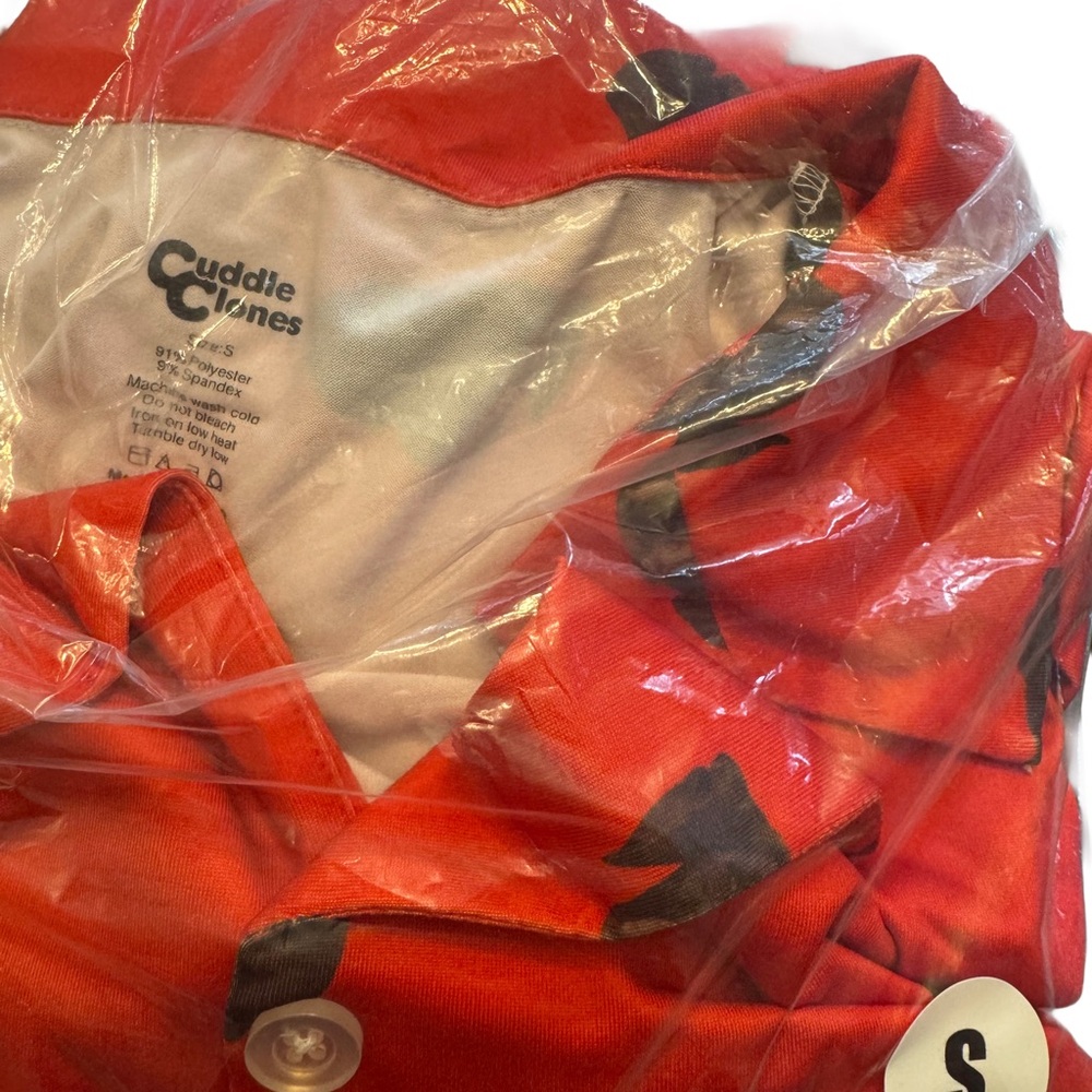 Black Lab PJ set  Red with black lab throughout.